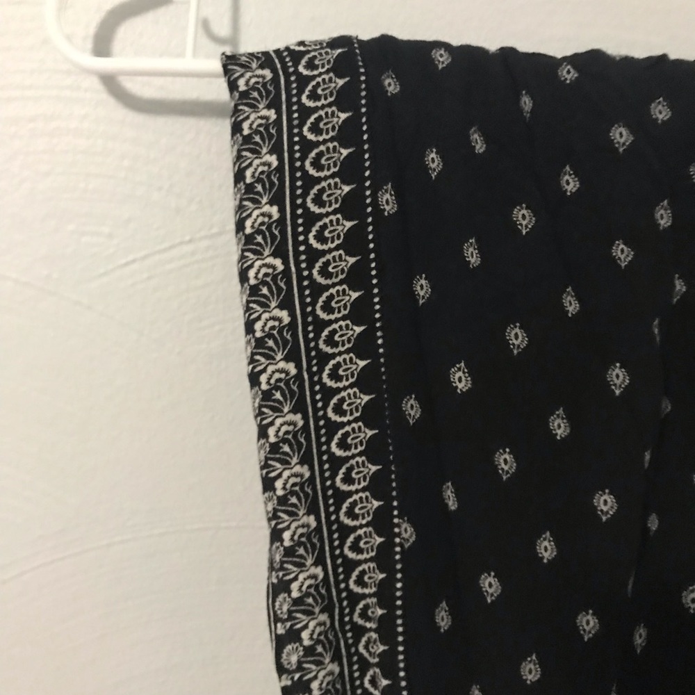 Patterned drawstring pants